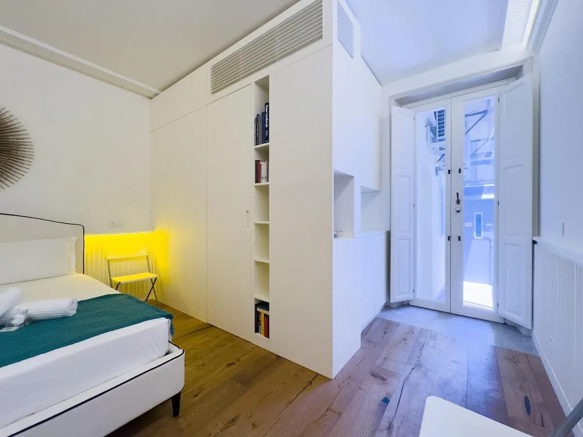 Gold Suite 5 Minuti Dal Colosseo Rom 0*,